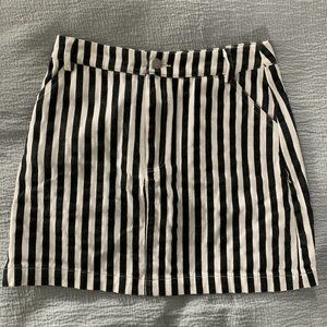 Forever 21 black and white pinstripe jean skirt